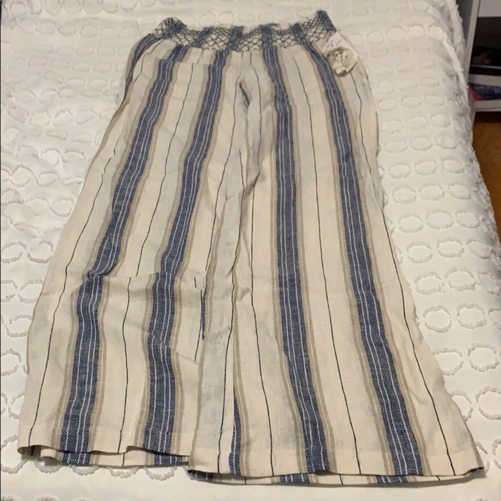 The cutest smocked pants!